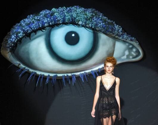 Oct. 17, 2015 - Kiev, Ukraine - A model presents a creation by Ukrainian designer JULIA AYSINA during the Ukrainian Fashion Week in Kiev, Ukraine, 17 October 2015. The event presents Spring Summer 2016 collections by Ukrainian and international designers from 14 to 20 October. Kiev Ukraine - ZUMAg194