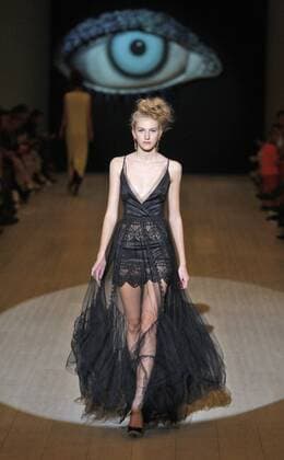 Oct. 17, 2015 - Kiev, Ukraine - A model presents a creation by Ukrainian designer JULIA AYSINA during the Ukrainian Fashion Week in Kiev, Ukraine, 17 October 2015. The event presents Spring Summer 2016 collections by Ukrainian and international designers from 14 to 20 October. Kiev Ukraine - ZUMAg194