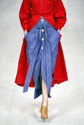Oct. 17, 2015 - Kiev, Ukraine - A model presents a creation by Ukrainian designer Kate Silchenko during the Ukrainian Fashion Week in Kiev, Ukraine, 17 October 2015. The event presents Spring Summer 2016 collections by Ukrainian and international designers from 14 to 20 October. Kiev Ukraine  - ZUMAn230