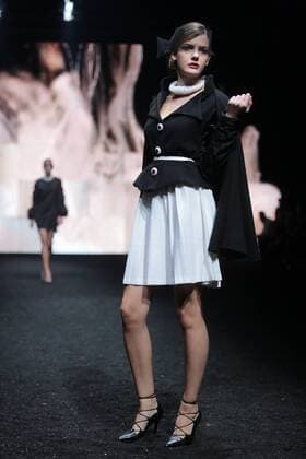 Cro-A-Porter , 3rd night - Croatia 17.10.2015., Zagreb,Croatia - Schwarzkopf Cro-A-Porter in Lauba, 3rd night. Runway Twins.  GrgurxZucko PIXSELL