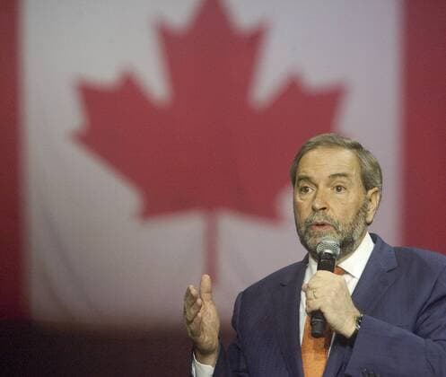 NDP leader Thomas Mulcair speaks to several thousand supporters during a rally late in the summer fall federal election campaign in Vancouver, British Columbia, October 17, 2015. Voters go to the polls on October 19, 2015.  VAP2015101719 HEINZxRUCKEMANN