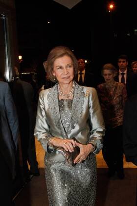 Oct. 18, 2015 - Athens, GREECE - Queen Sofia of Spain attends concert with The Israel Philharmonic Orchestra led the renowned conductor Zubin Mehta. Zubin Mehta is an Indian conductor of Western classical music. He is the Music Director for Life of the Israel Philharmonic Orchestra and the Main Conductor for Valencia s opera house. Athens GREECE - ZUMAv62_