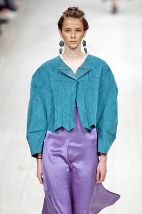 Models present creations by Belorusian designer Anna Zabelina during the Ukrainian Fashion Week in Kiev on October 18, 2015.  KIE2015101829 IVANxVAKOLENKO