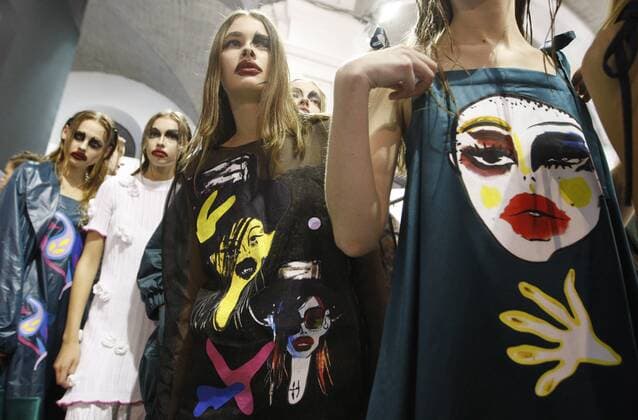Oct. 18, 2015 - Kiev, Ukraine - Models wait backstage during the Ukrainian Fashion Week in Kiev, Ukraine, 18 October 2015. The event presents Spring Summer 2016 collections by Ukrainian and international designers from 14 to 20 October. Kiev Ukraine - ZUMAg194