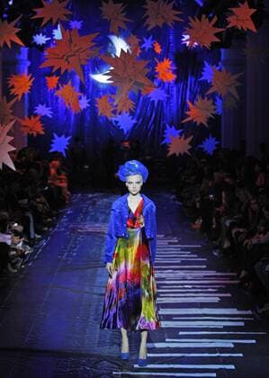 Oct. 18, 2015 - Kiev, Ukraine - A model presents a creation by Ukrainian designer ALEKSEY ZALEVSKIY during the Ukrainian Fashion Week in Kiev, Ukraine, 18 October 2015. The event presents Spring Summer 2016 collections by Ukrainian and international designers from 14 to 20 October. Kiev Ukraine - ZUMAg194