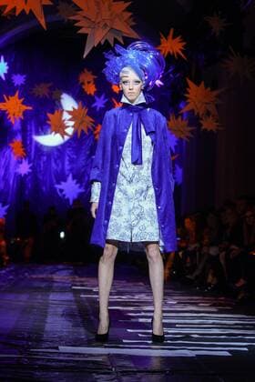 Oct. 18, 2015 - Kiev, Ukraine - A model presents a creation by Ukrainian designer Oleksiy Zalevskiy during the Ukrainian Fashion Week in Kiev, Ukraine, 14 October 2015. The event presents Spring Summer 2016 collections by Ukrainian and international designers from 14 to 18 October. Kiev Ukraine  - ZUMAn230