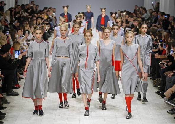 Oct. 18, 2015 - Kiev, Ukraine - Models presents a creation by Ukrainian brand Lia Syn during the Ukrainian Fashion Week in Kiev, Ukraine, 18 October 2015. The event presents Spring Summer 2016 collections by Ukrainian and international designers from 14 to 20 October. Kiev Ukraine  - ZUMAn230