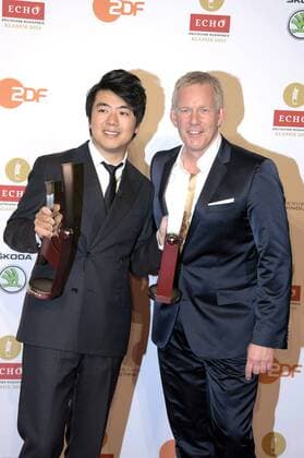 Lang Lang und Johannes B. Kerner beim Echo Klassik 2015 im Konzerthaus. Berlin, 18.10.2015 Foto:xFredericx xFuturexImage