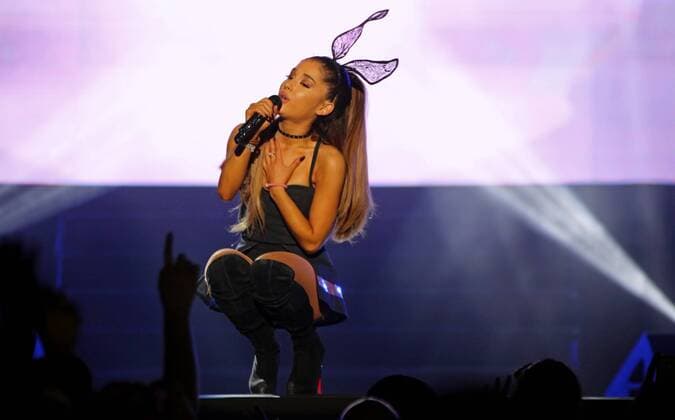 Oct. 18, 2015 - Mexico - Konzert von Ariana Grande  - ZUMAu78_