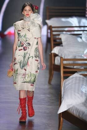 Oct. 19, 2015 - Sao Paulo, Brazil - A model presents a creation by Ronaldo Fraga during the 2016 Winter collection of the Sao Paulo Fashion Week. Sao Paulo Brazil - ZUMAp133