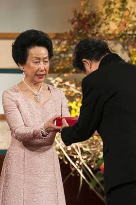 Prize winner Japanese painter Tadanori Yokoo receives a medal from Princess Hanako Hitachi of Japan during the award ceremony for the 27th Praemium Imperiale Awards on October 21, 2015, Tokyo, Japan. The Praemium Imperiale awards are a global arts prize awarded annually since 1989 by the Japan Art Association in five disciplines (painting, sculpture, architecture, music and theatre film).  (gxta_praemiumimperialeceremony005)