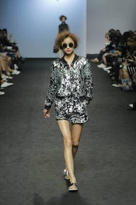 Oct. 21, 2015 - Seoul, South Korea - October 21, 2015 - South Korea, Seoul : Model catwalk on the runway during the Seoul Fashion Week 2016 S S S=YZ show at DDP in Seoul, South Korea. Seoul Fashion Week every march, october held on annual fashion show in South Korea. Seoul South Korea  - ZUMAn230