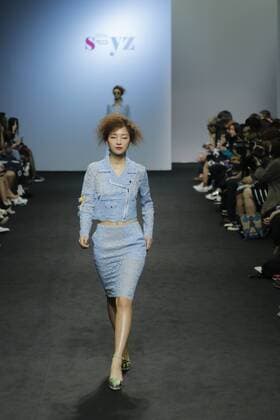 Oct. 21, 2015 - Seoul, South Korea - October 21, 2015 - South Korea, Seoul : Model catwalk on the runway during the Seoul Fashion Week 2016 S S S=YZ show at DDP in Seoul, South Korea. Seoul Fashion Week every march, october held on annual fashion show in South Korea. Seoul South Korea  - ZUMAn230