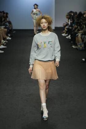 Oct. 21, 2015 - Seoul, South Korea - October 21, 2015 - South Korea, Seoul : Model catwalk on the runway during the Seoul Fashion Week 2016 S S S=YZ show at DDP in Seoul, South Korea. Seoul Fashion Week every march, october held on annual fashion show in South Korea. Seoul South Korea  - ZUMAn230
