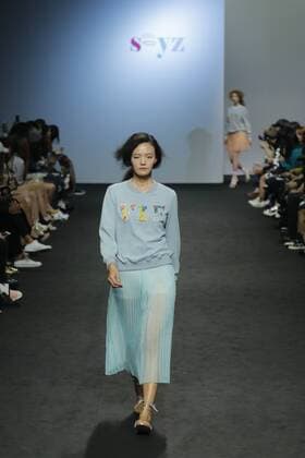 Oct. 21, 2015 - Seoul, South Korea - October 21, 2015 - South Korea, Seoul : Model catwalk on the runway during the Seoul Fashion Week 2016 S S S=YZ show at DDP in Seoul, South Korea. Seoul Fashion Week every march, october held on annual fashion show in South Korea. Seoul South Korea  - ZUMAn230