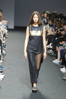 Oct. 21, 2015 - Seoul, South Korea - October 21, 2015 - South Korea, Seoul : Model catwalk on the runway during the Seoul Fashion Week 2016 KAAL E.SUKTAE show at DDP in Seoul, South Korea. Seoul Fashion Week every march, october held on annual fashion show in South Korea. Seoul South Korea  - ZUMAn230