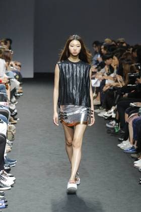 Oct. 21, 2015 - Seoul, South Korea - October 21, 2015 - South Korea, Seoul : Model catwalk on the runway during the Seoul Fashion Week 2016 KAAL E.SUKTAE show at DDP in Seoul, South Korea. Seoul Fashion Week every march, october held on annual fashion show in South Korea. Seoul South Korea  - ZUMAn230