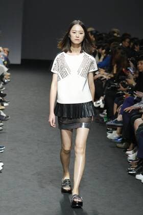 Oct. 21, 2015 - Seoul, South Korea - October 21, 2015 - South Korea, Seoul : Model catwalk on the runway during the Seoul Fashion Week 2016 KAAL E.SUKTAE show at DDP in Seoul, South Korea. Seoul Fashion Week every march, october held on annual fashion show in South Korea. Seoul South Korea  - ZUMAn230