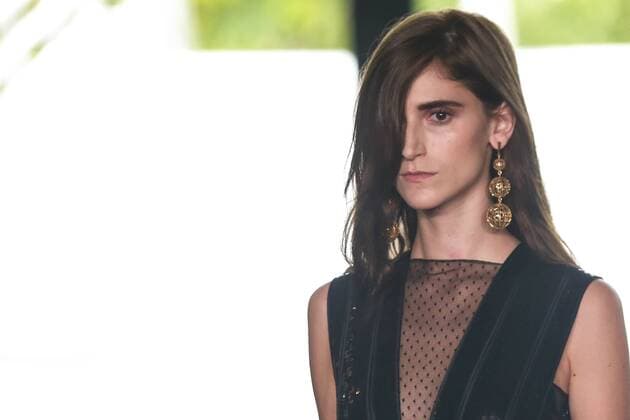 Oct. 21, 2015 - Sao Paulo, Brazil - A model presents creations of Reinaldo Lourenco during the 2016 Winter collection of the Sao Paulo Fashion Week. Sao Paulo Brazil - ZUMAp133