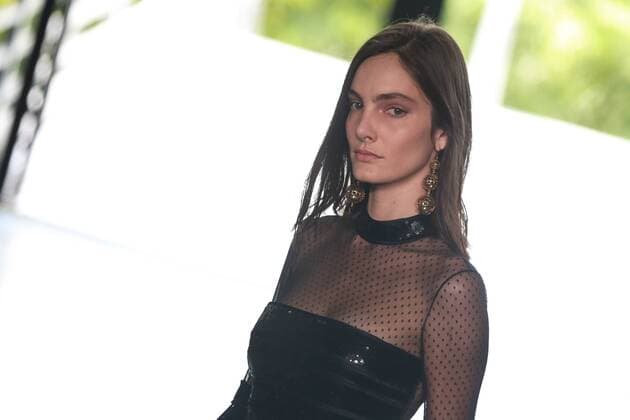 Oct. 21, 2015 - Sao Paulo, Brazil - A model presents creations of Reinaldo Lourenco during the 2016 Winter collection of the Sao Paulo Fashion Week. Sao Paulo Brazil - ZUMAp133