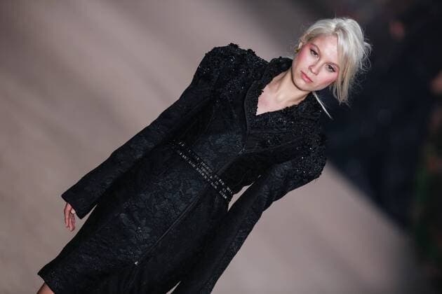 Oct. 21, 2015 - Sao Paulo, Sao Paulo, Brazil - A model presents a creation of Samuel Cirnansck during the 2016 Winter Collection of the Sao Paulo Fashion Week. Sao Paulo Brazil - ZUMAp133