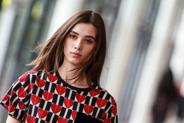 Oct. 21, 2015 - Sao Paulo, Brazil - A model presents the creation of Reinaldo LourenÃßo during the 2016 Winter collection of the Sao Paulo Fashion Week. Sao Paulo Brazil - ZUMAp133