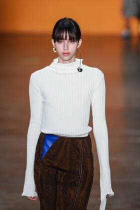 Oct. 21, 2015 - Sao Paulo, Brazil - A model presents creation of Coven during the 2016 Winter collection of the Sao Paulo Fashion Week. Sao Paulo Brazil - ZUMAp133