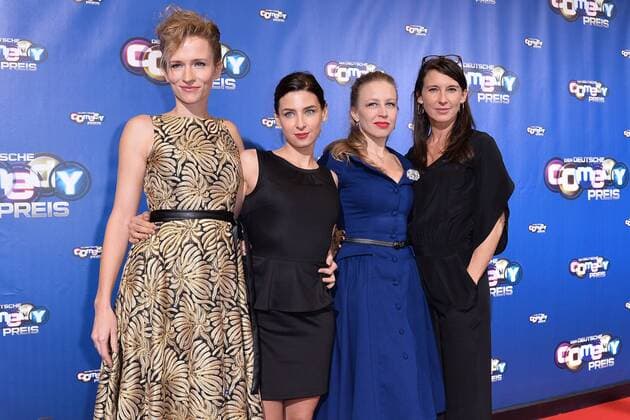 Der Deutsche Comedy Preis am 20.10.2015 in den MMC Studios in Köln v.l.n.r.: Adina Vetter, Martina Ebm, Nina Proll, Maria Köstlinger xTTx