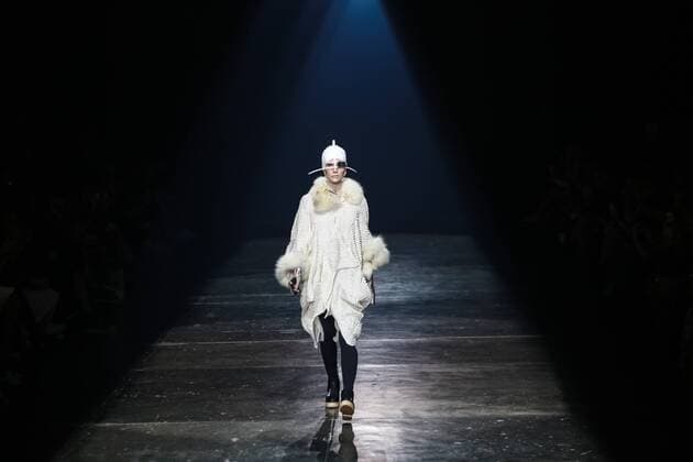 Oct. 22, 2015 - Sao Paulo, Brazil - Model presents creations of Lino Villaventura during the 2016 Winter collection of the Sao Paulo Fashion Week. Sao Paulo Brazil - ZUMAp133