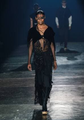 Oct. 22, 2015 - Sao Paulo, Brazil - Model presents creations of Lino Villaventura during the 2016 Winter collection of the Sao Paulo Fashion Week. Sao Paulo Brazil - ZUMAp133