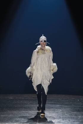 Oct. 22, 2015 - Sao Paulo, Brazil - Model presents creations of Lino Villaventura during the 2016 Winter collection of the Sao Paulo Fashion Week. Sao Paulo Brazil - ZUMAp133