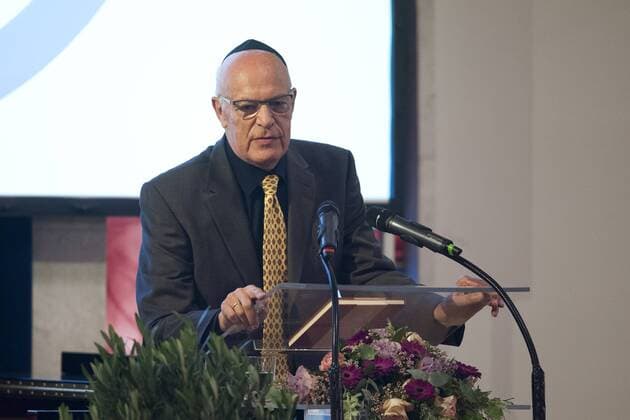 Prof. Dr. Michael NEUBERGER, Sohn von Josef Neuberger, bei seiner Ansprache, Verleihung der Josef Neuberger-Medaille 2015 der juedischen Gemeinde Duesseldorf, 22.10.2015