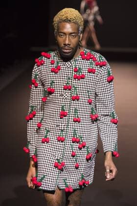 London, UK. 23 10 2015. The V&A presents a retrospective of designer Ashish in the Fashion in Motion series. Highlights from his collections of the last decade were presented in four free catwalk shows. Fashion in Motion: Ashish, V&A Museum, London, UK 
