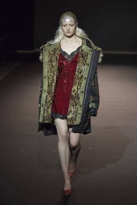 London, UK. 23 10 2015. The V&A presents a retrospective of designer Ashish in the Fashion in Motion series. Highlights from his collections of the last decade were presented in four free catwalk shows. Fashion in Motion: Ashish, V&A Museum, London, UK 