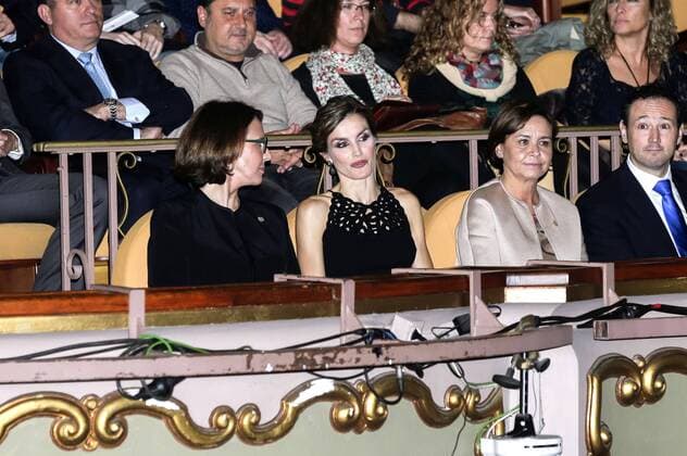 Königin Letizia von Spanien bei einer Pressekonferenz anlässlich des verliehenen Princess of Asturias of Arts Award 2015 an Coppola im Teatro Jovellanos. Gijon, 22.10.2015 Letizia von Spanien 