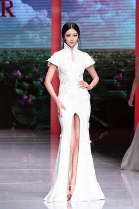 BEIJING, CHINA - OCTOBER 25: (CHINA OUT) A model showcases designs on the runway at NE-TIGER Haute Couture Collection during the Mercedes-Benz China Fashion Week S S 2016 at Beijing Hotel on October 25, 2015 in Beijing, China.  CFP474868185