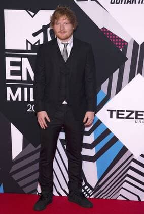 Ed Sheeran arrives at the MTV Europe Music Awards in Milan, Italy on October 25, 2015.  MIL20151025719 DAVIDxSILPA