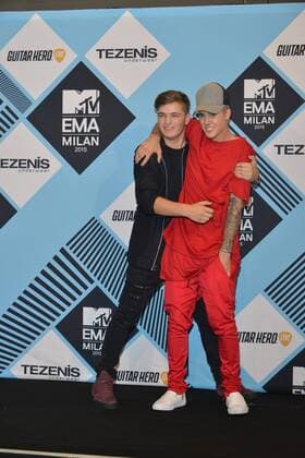 Milan, MTV Europe Music Award s (EMA) 2015, Press Room Backstage. Pictured Martin Garrix, Justin Bieber  Comi Terenghi
