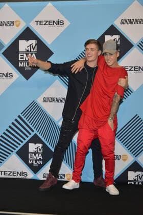 Milan, MTV Europe Music Award s (EMA) 2015, Press Room Backstage. Pictured Martin Garrix, Justin Bieber  Comi Terenghi