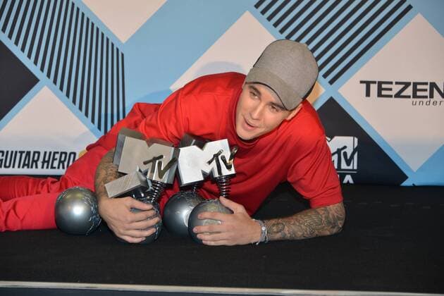 Milan, MTV Europe Music Award s (EMA) 2015, Press Room Backstage. Pictured Justin Bieber  Comi Terenghi