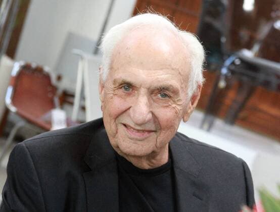 Frank Gehry FRANK GEHRY RECEIVES HENRY AWARD Los Angeles  Patrick Rideaux PicturePerfect