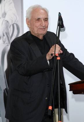Frank Gehry FRANK GEHRY RECEIVES HENRY AWARD Los Angeles  Patrick Rideaux PicturePerfect