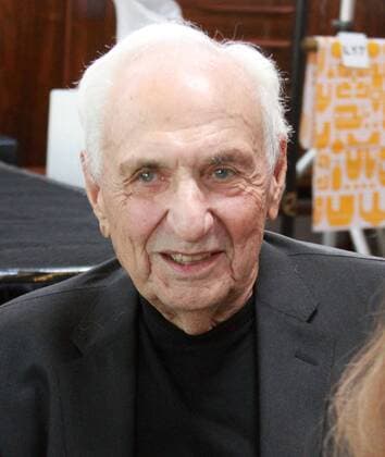 Frank Gehry FRANK GEHRY RECEIVES HENRY AWARD Los Angeles  Patrick Rideaux PicturePerfect