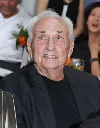 Frank Gehry FRANK GEHRY RECEIVES HENRY AWARD Los Angeles  Patrick Rideaux PicturePerfect