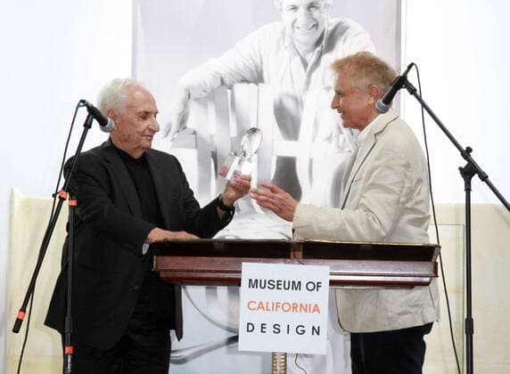Frank Gehry FRANK GEHRY RECEIVES HENRY AWARD Los Angeles  Patrick Rideaux PicturePerfect