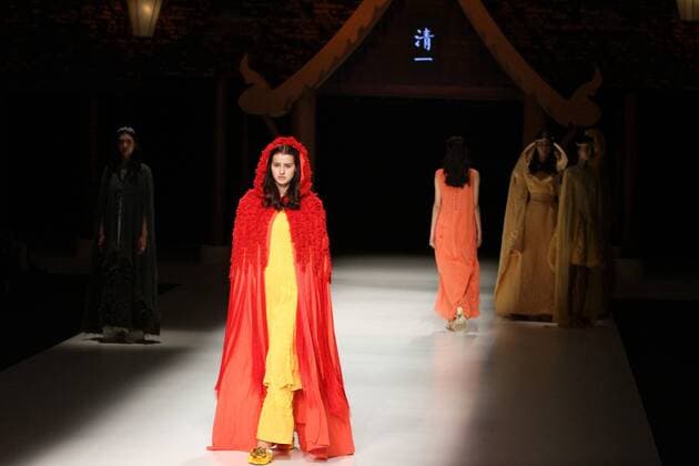 BEIJING, CHINA - OCTOBER 26: (CHINA OUT) A model showcases designs on the runway at Qing s Zheng Qinger Collection during the Mercedes-Benz China Fashion Week Spring Summer 2016 at Beijing Hotel on October 26, 2015 in Beijing, China.  CFP474944499