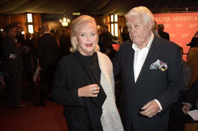 Angelika Milster und Peter Weck bei der Verleihung des Deutschen Musical Theater Preises 2015 im TIPI am Kanzleramt. Berlin, 26.10.2015 Foto:xFredericx xFuturexImage