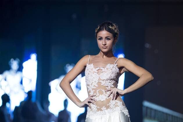 Oct. 26, 2015 - Naples, Italy, Italy - A model wears bridal gown designed by Gianni Molaro, an Italian Stylist during Tuttosposi 2015 at Mostra d Oltremare. Naples Italy - ZUMAp133