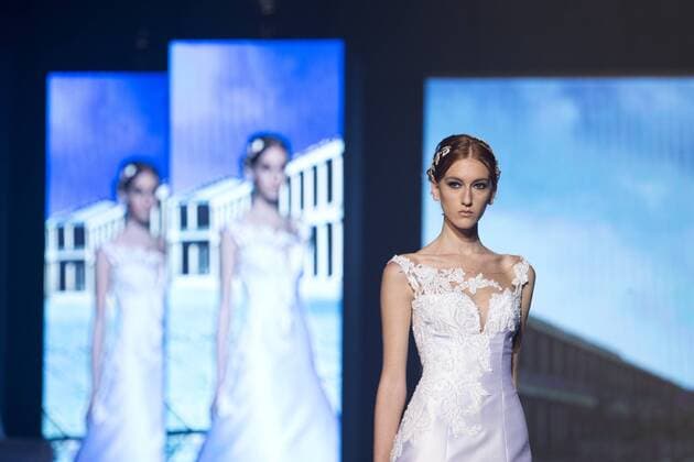 Oct. 26, 2015 - Naples, Italy, Italy - A model wears bridal gown designed by Gianni Molaro, an Italian Stylist during Tuttosposi 2015 at Mostra d Oltremare. Naples Italy - ZUMAp133