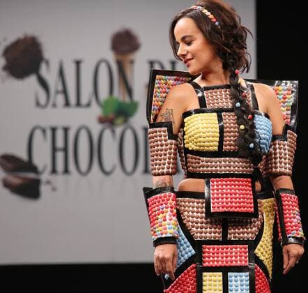 A model wears a creation made with chocolate during a fashion show at the inauguration of the 21st annual Salon du Chocolat in Paris on October 27, 2015. The show, the world s biggest dedicated to chocolate, brings together fashion designers and chocolatiers from around the world.  PAR20151027728 DAVIDxSILPA
